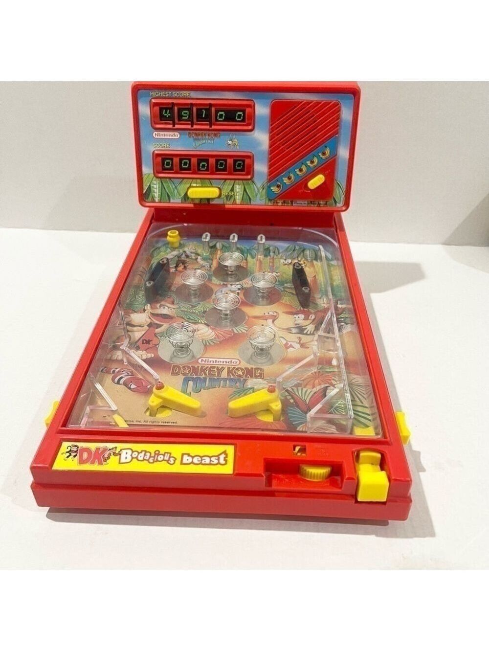 Nintendo Vintage Donkey Kong Country Super Electronic Pinball Game!